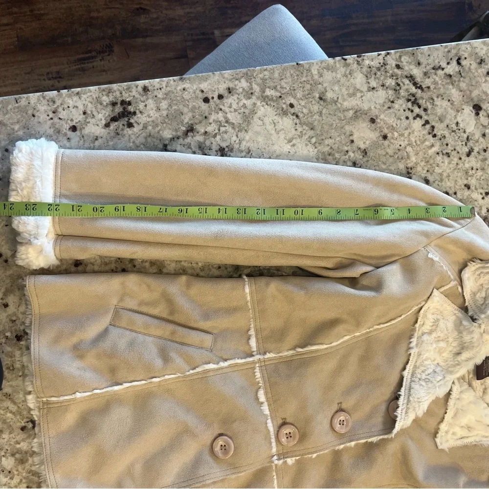 Cowgirl Legend NWOT Women's Faux Suede Tan Shearling Jacket Sz L - Picture 11 of 13